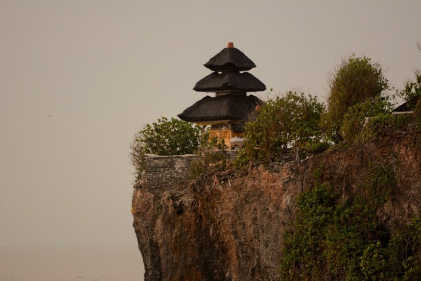ウルワツ寺院